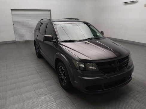 Used 2018 Dodge Journey SE w/ Popular Equipment Group FWD image 13