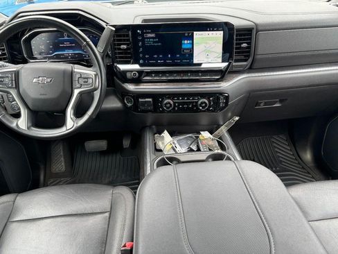 Used 2024 Chevrolet Silverado 2500 LTZ w/ LTZ Plus Package AWD/4WD image 11