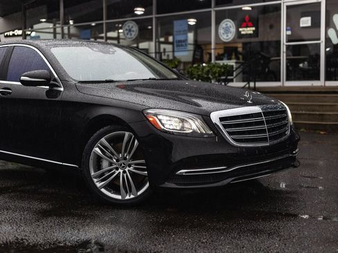Used 2019 Mercedes-Benz S 450 Sedan image 3