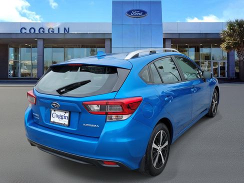 Used 2023 Subaru Impreza Premium image 3