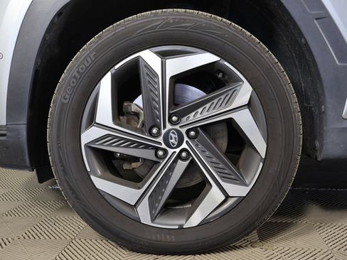 Certified 2022 Hyundai Tucson Limited AWD/4WD image 25