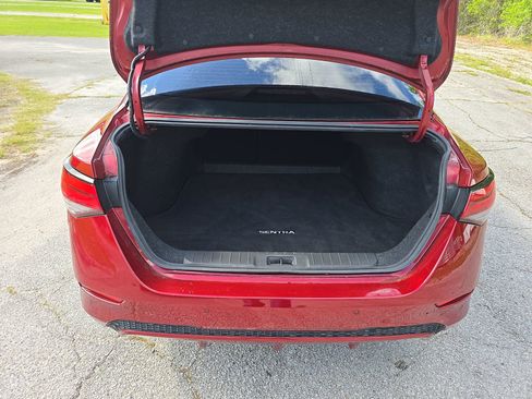 Used 2020 Nissan Sentra SV w/ Lighting Package FWD image 17