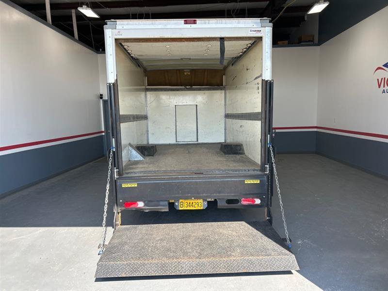 Used 2017 Ford E-350 and Econoline 350 Super Duty w/ Power Windows & Locks Group RWD image 8