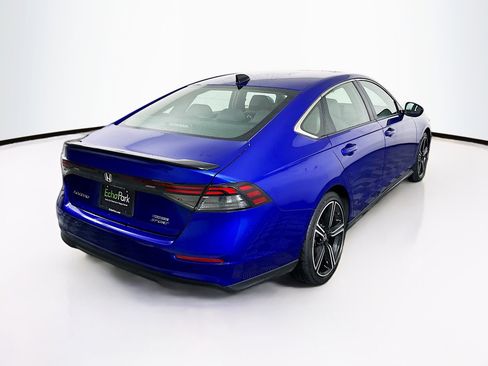 Used 2025 Honda Accord Sport image 9