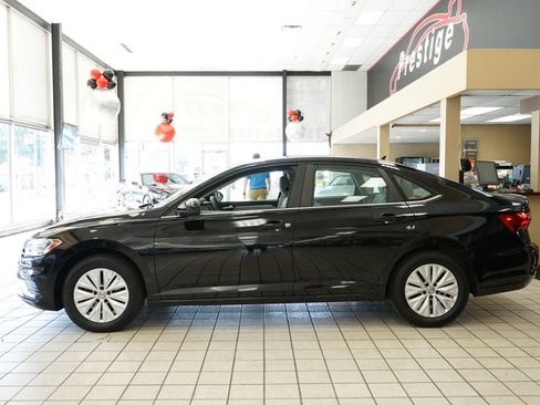 Used 2019 Volkswagen Jetta S w/ Driver Assistance Package FWD image 3