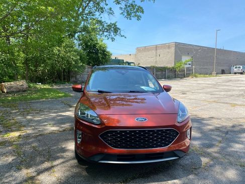 Used 2020 Ford Escape SEL AWD/4WD image 8