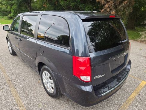 Used 2013 Dodge Grand Caravan SE FWD image 6