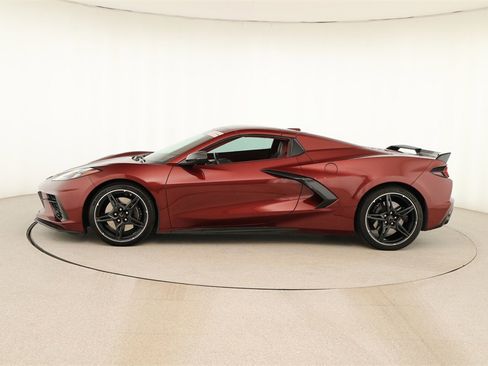 Used 2020 Chevrolet Corvette Stingray w/ 3LT Preferred Equipment Group image 2