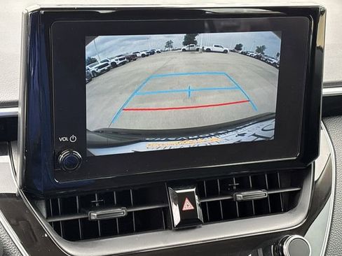 Used 2024 Toyota Corolla LE FWD image 15