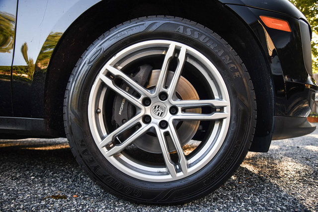Used 2021 Porsche Macan AWD/4WD image 54