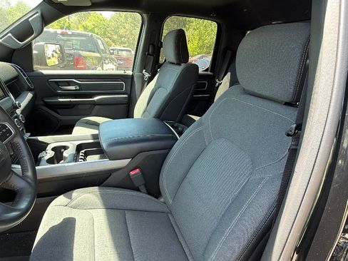 Used 2021 RAM 1500 Big Horn RWD image 17