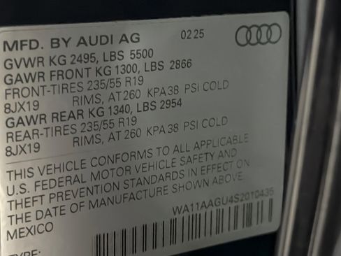 Used 2025 Audi Q5 Premium w/ Convenience Package AWD/4WD image 28