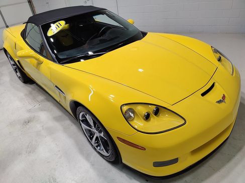 Used 2011 Chevrolet Corvette Grand Sport RWD image 2