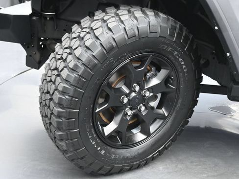 Used 2022 Jeep Wrangler Unlimited Sport AWD/4WD image 17