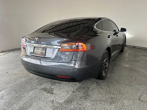 Used 2019 Tesla Model S 75D AWD/4WD image 4