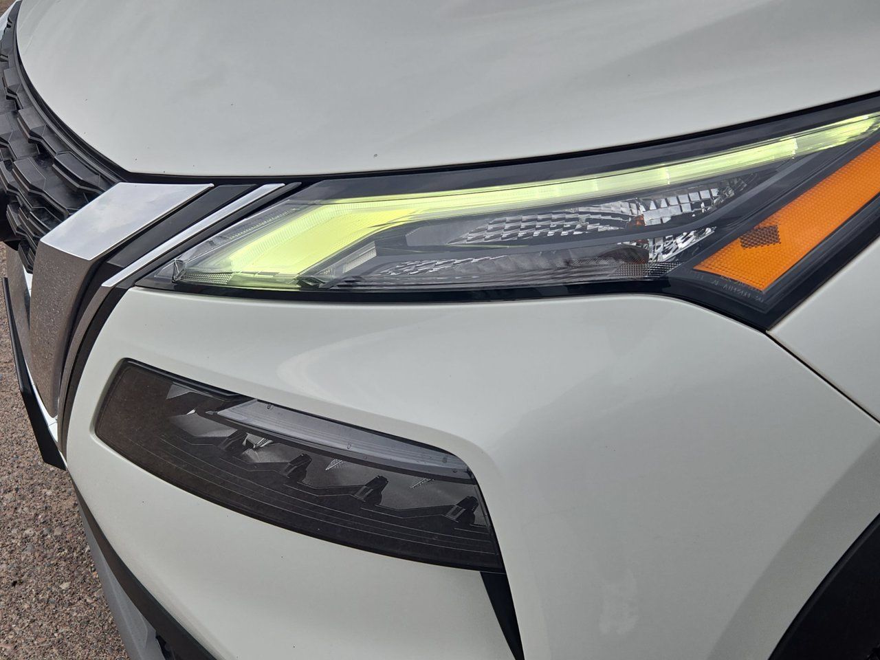 Used 2023 Nissan Rogue S FWD image 24