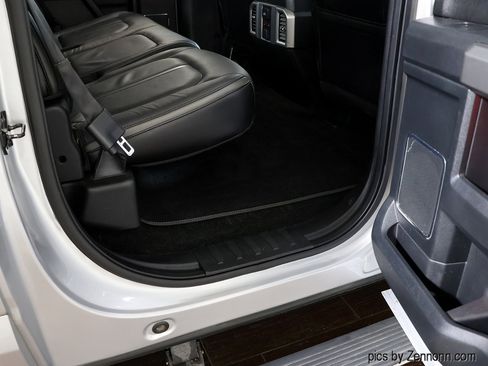 Used 2015 Ford F150 Platinum w/ Technology Package image 32