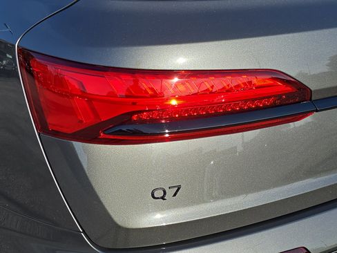 Used 2025 Audi Q7 3.0T Premium Plus w/ Premium Plus Package image 38