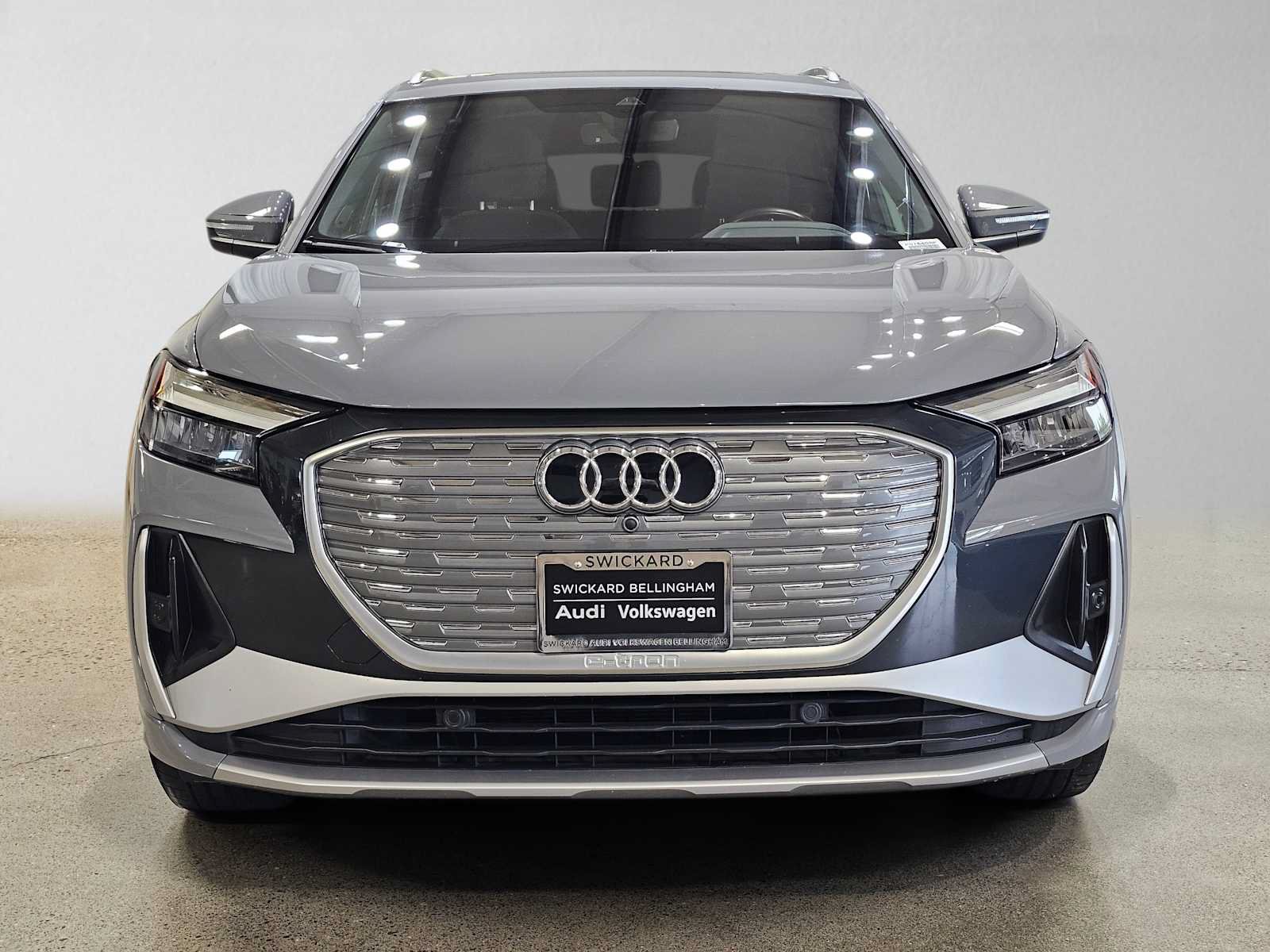Used 2023 Audi Q4 e-tron Premium Plus w/ Premium Plus AWD/4WD image 8