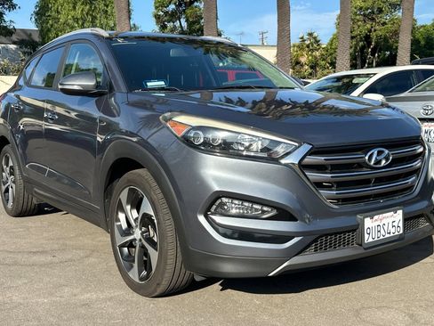 Used 2016 Hyundai Tucson Limited FWD image 2