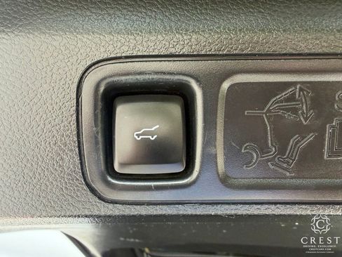Used 2020 Ford Expedition Max XLT w/ Equipment Group 202A RWD image 28