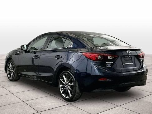 Used 2018 MAZDA MAZDA3 Touring FWD image 10