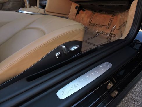Used 2006 Porsche 911 Carrera 4S image 28