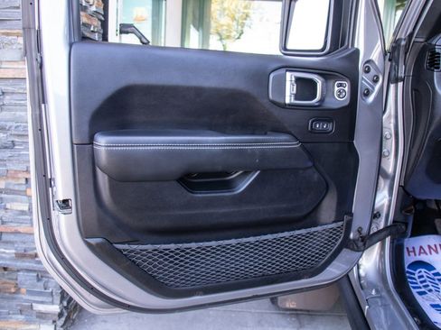 Used 2020 Jeep Gladiator Rubicon AWD/4WD image 10