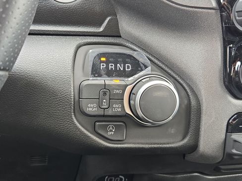 New 2026 RAM 1500 Express AWD/4WD image 29