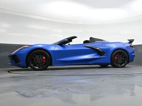 Used 2023 Chevrolet Corvette Stingray Preferred Conv w/ 2LT image 37