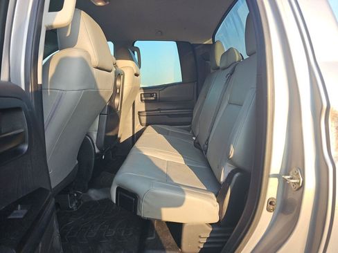 Used 2014 Toyota Tundra SR RWD image 11