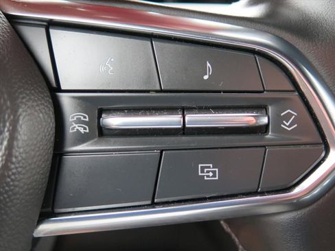 Used 2025 Chevrolet Suburban Z71 AWD/4WD image 19