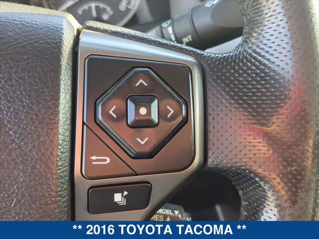 Used 2016 Toyota Tacoma SR5 w/ SR5 Appearance Package (SN) RWD image 15