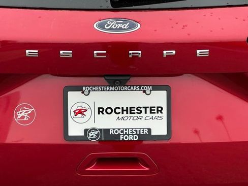 Certified 2022 Ford Escape SE w/ SE Sport Appearance Package AWD/4WD image 42