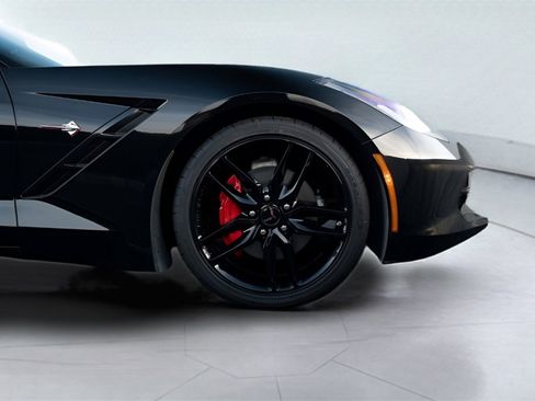 Used 2017 Chevrolet Corvette Stingray Coupe w/ Carbon Flash Badge Package image 22
