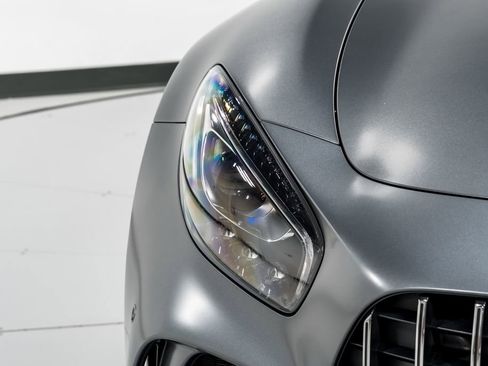 Used 2018 Mercedes-Benz AMG GT R image 36