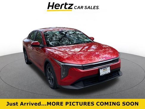 Used 2025 Kia K4 FWD image 1