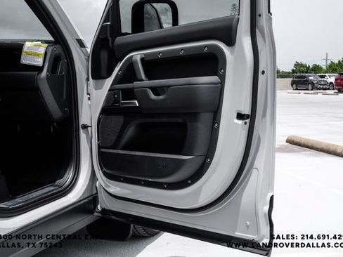 New 2026 Land Rover Defender 110 S AWD/4WD image 49