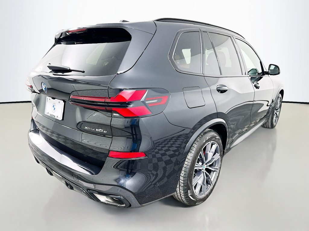 Used 2026 BMW X5 xDrive50e w/ Executive Package AWD/4WD image 5