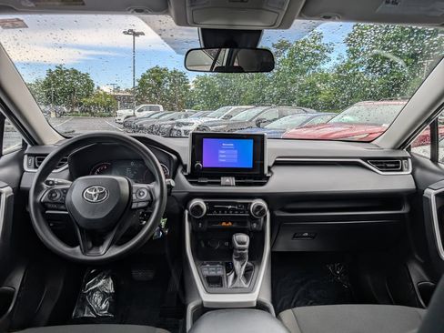 Certified 2024 Toyota RAV4 LE AWD/4WD image 22