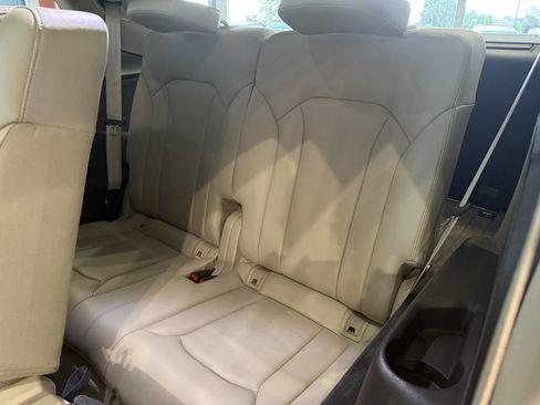 Used 2017 Audi Q7 3.0T Premium Plus image 43