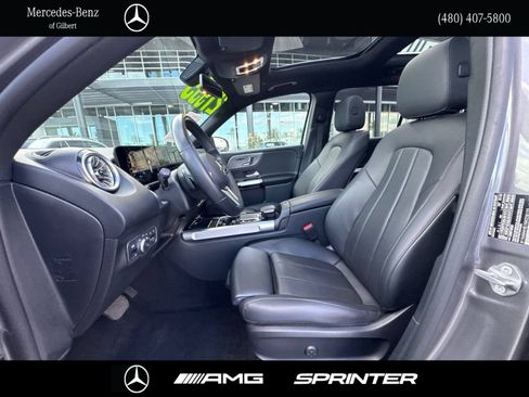 Used 2022 Mercedes-Benz GLB 250 4MATIC image 10