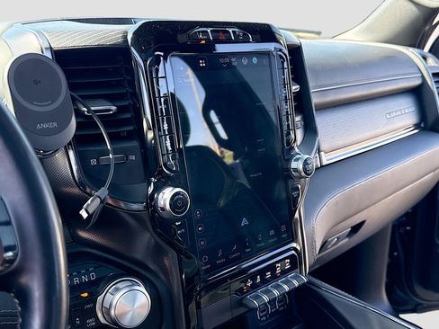 Used 2023 RAM 1500 Limited AWD/4WD image 10