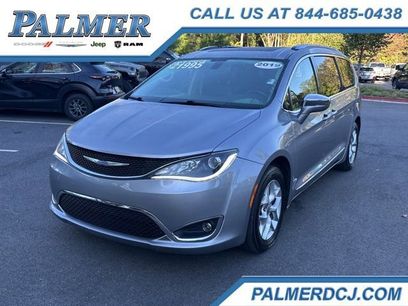 Used 2019 Chrysler Pacifica Limited