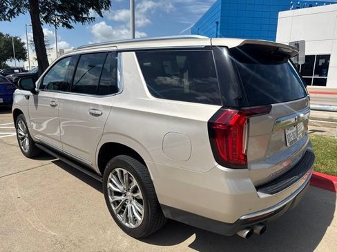 Used 2021 GMC Yukon Denali w/ Denali Premium Package RWD image 4