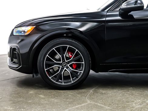 Used 2023 Audi SQ5 Premium Plus w/ Premium Plus Package image 11