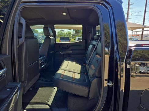 Certified 2021 GMC Sierra 1500 AT4 w/ AT4 Value Package AWD/4WD image 13
