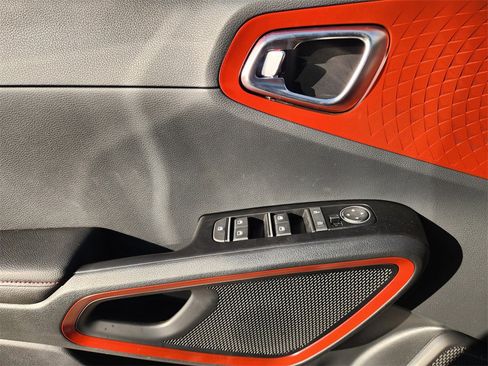 New 2025 Kia Soul GT-Line w/ GT-Line Technology Package image 17