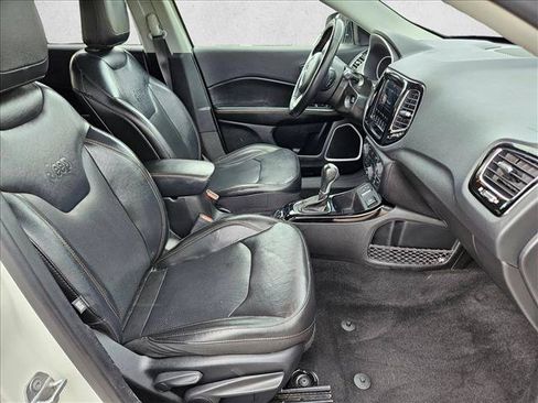 Used 2019 Jeep Compass Limited FWD image 19