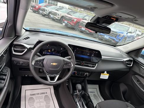 New 2026 Chevrolet TrailBlazer LT w/ LT Cold Weather Package AWD/4WD image 15